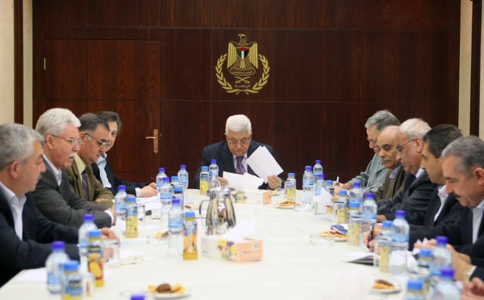 اجتماع سابق لأعضاء اللجنة المركزية لحركة فتح